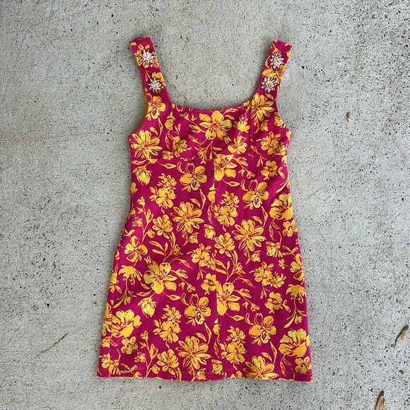 Zara Pink/Yellow Floral Knit Jeweled Shoulder Mini Dress Size Medium - Picture 9 of 15